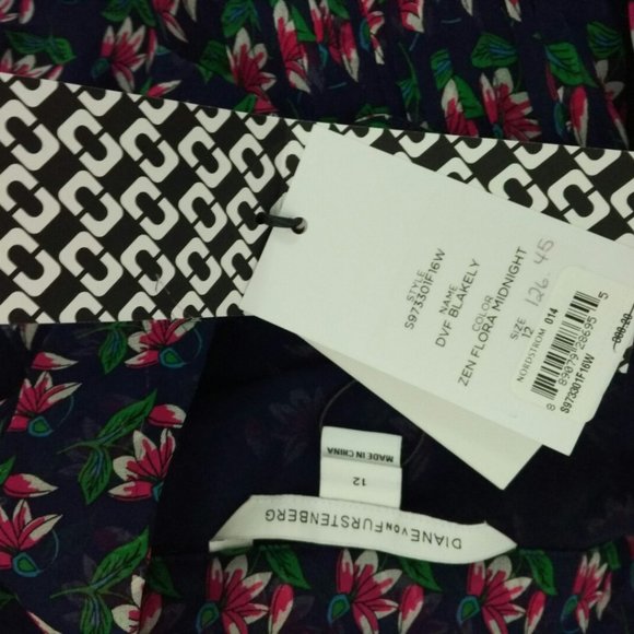 DIANE VON FURSTENBERG Blakely Floral Print Pintuck - Picture 9 of 11